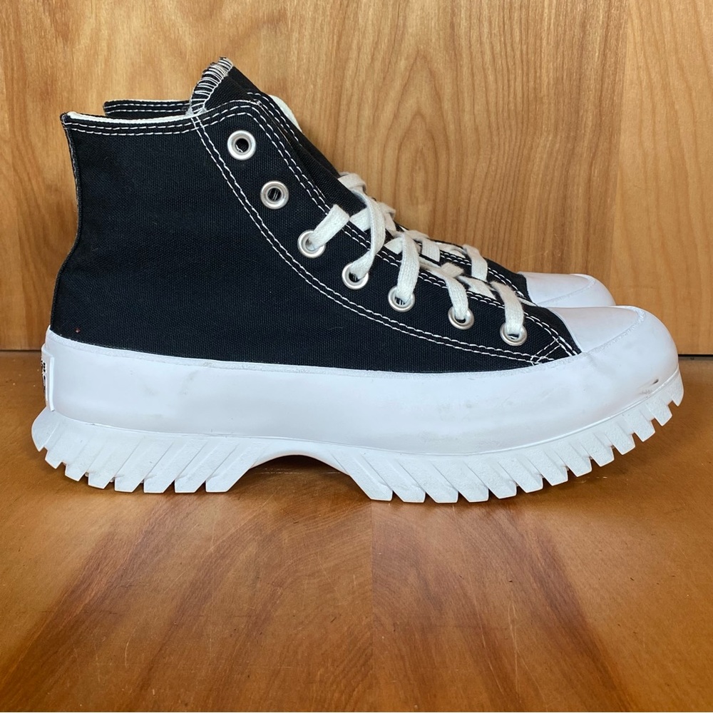 NEW Womens 8 Converse All Star Lugged 2.0 Fashion Sneakers Black White SEF0915